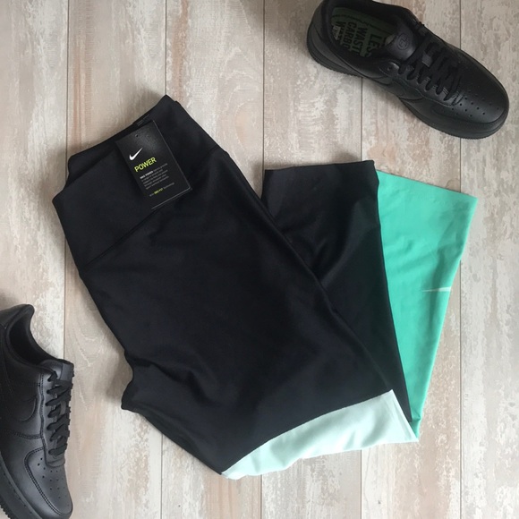 NWT Nike Crop Length Fit Leggings - Picture 2 of 6
